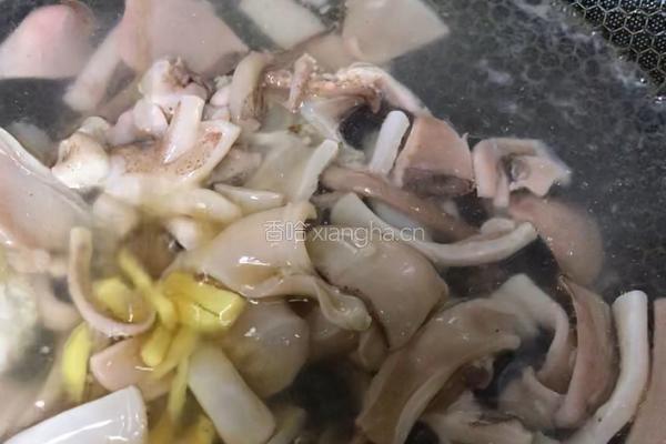 大葱炒鱿鱼的做法图解4