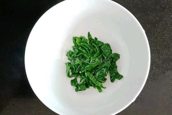 鸡肉米片汤 (宝宝辅食）的做法图解9