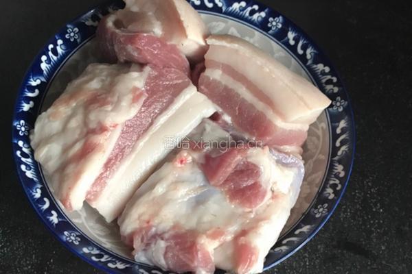红烧肉的做法图解1