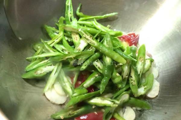 川式-小炒牛肝菌的做法图解5