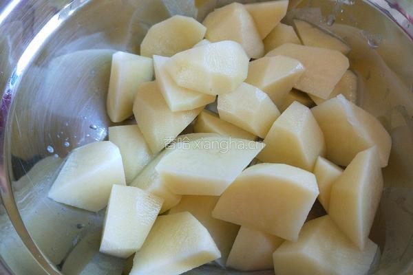 张家口特色菜 土豆熬金瓜的做法图解4