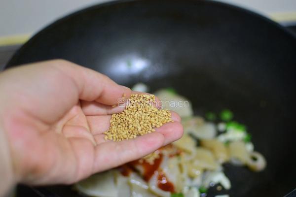 小炒猪皮的做法图解8