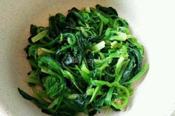 菠菜粉丝汤的做法图解2