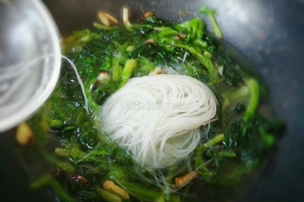 菠菜粉丝汤的做法图解7
