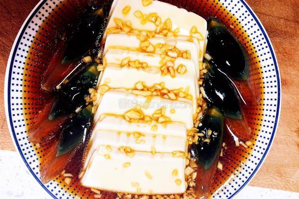 皮蛋拌豆腐的做法图解6