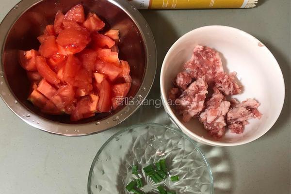 番茄肉酱汤面的做法图解2