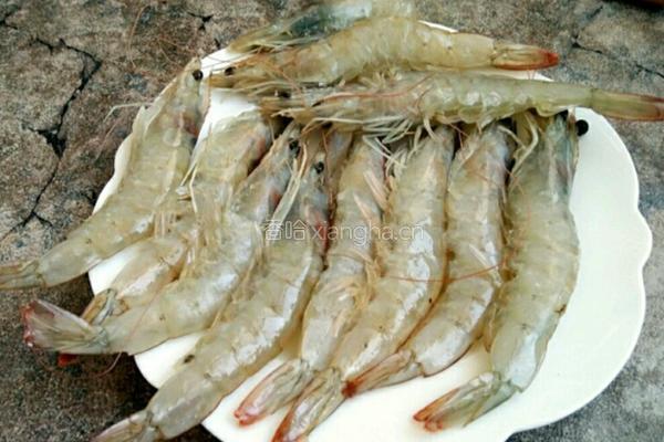 素食干锅虾的做法图解1