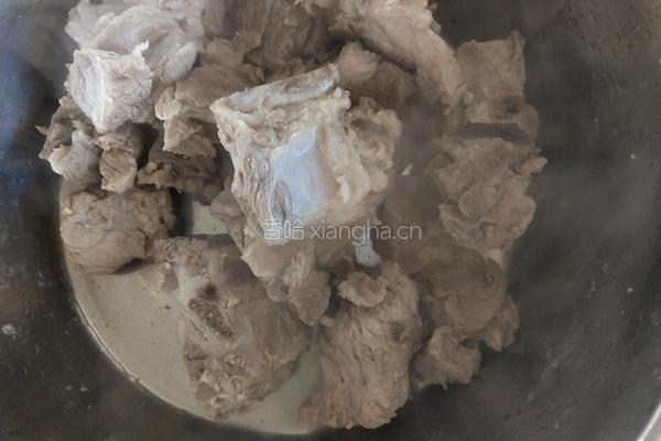 红烧排骨炖土豆的做法图解4