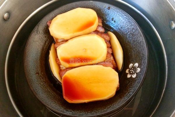 土豆扣肉的做法图解5