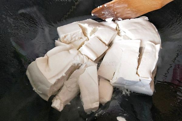 雪菜烧豆腐的做法图解4