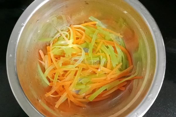 时蔬米饭蛋饼 (宝宝辅食）的做法图解5