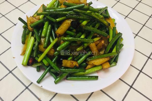 蒜苔土豆条的做法图解10