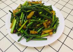 蒜苔土豆条