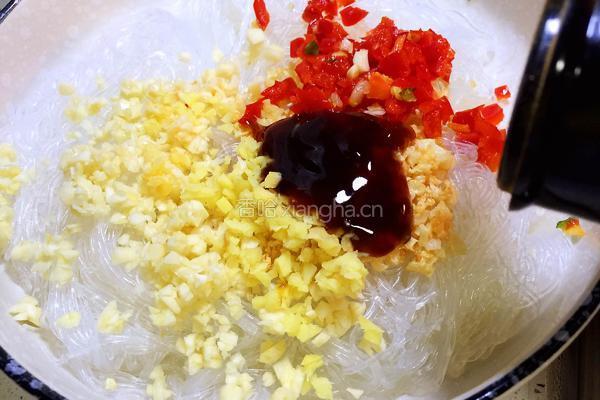 蒜蓉粉丝蒸虾的做法图解17