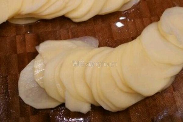 制作土豆片的做法图解1