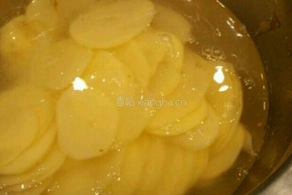 制作土豆片的做法图解2