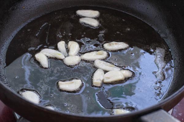 苦瓜炒肉片的做法图解5