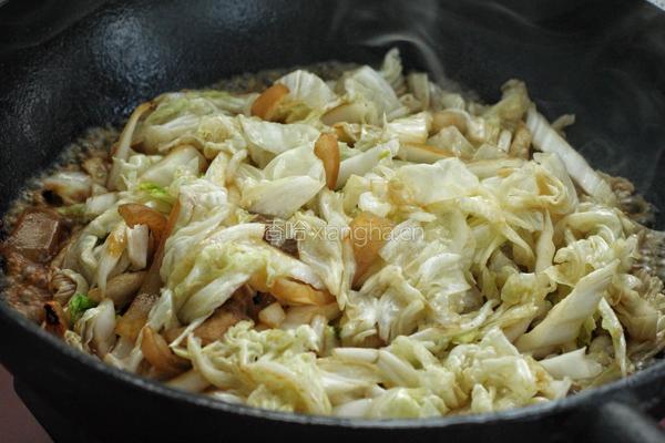 白菜豆腐炖粉条的做法图解5