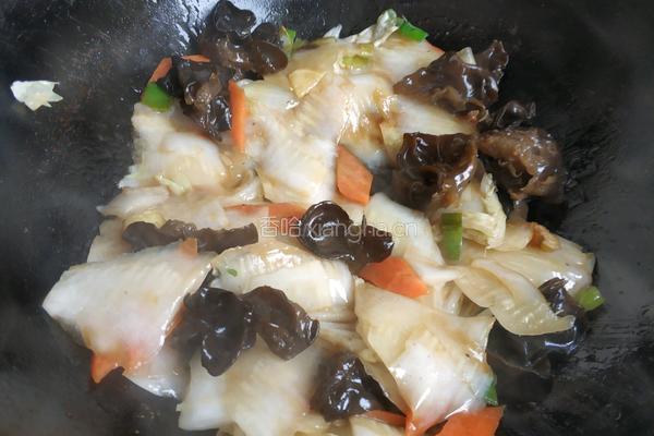 醋溜白菜片的做法图解7