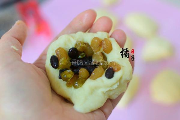 蜜豆花形面包的做法图解4