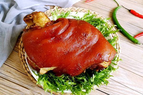 红烧肘子的做法图解12