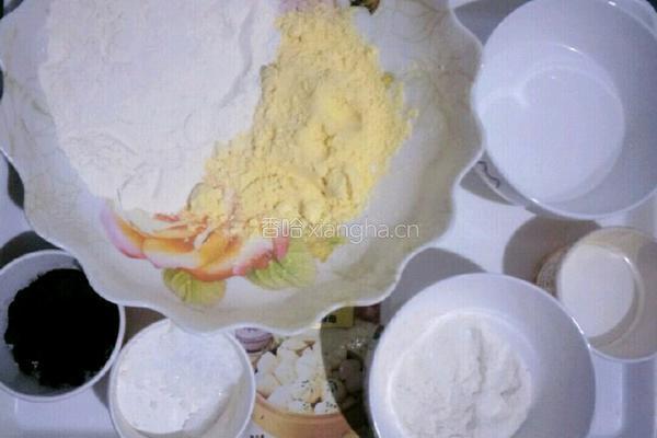 两只老虎馒头的做法图解1