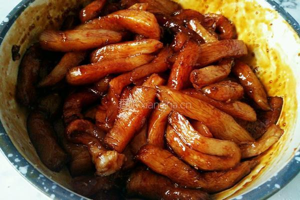 麻辣孜然猪肉干的做法图解3