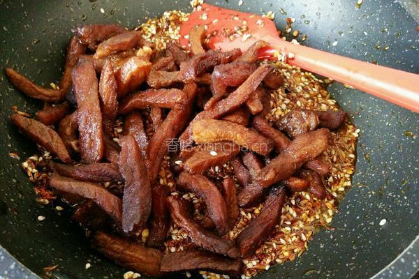 麻辣孜然猪肉干的做法图解9