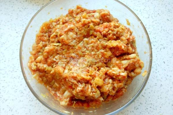 猪肉白菜包子的做法图解2