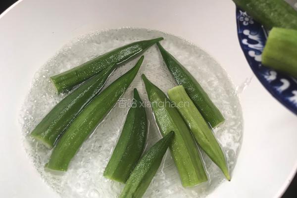 剁椒蒜蓉秋葵的做法图解2
