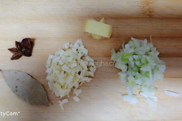 秘制鸡头（甜口）的做法图解3