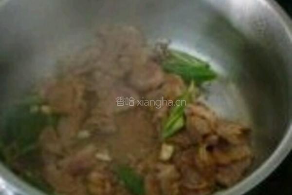 土豆块炖猪肉的做法图解5