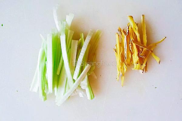 腊肉芦笋的做法图解6