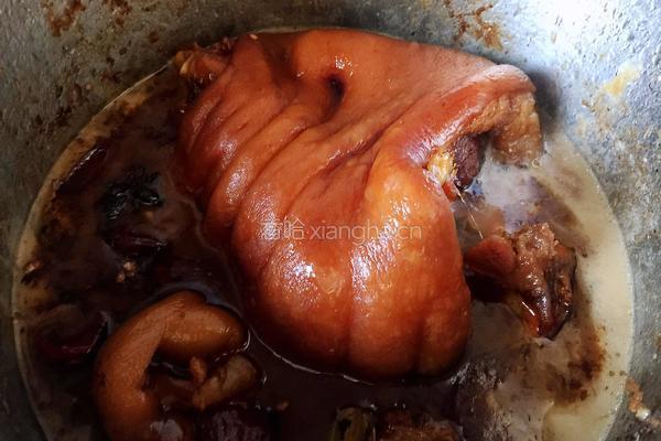 杀猪菜之酱肘子的做法图解8