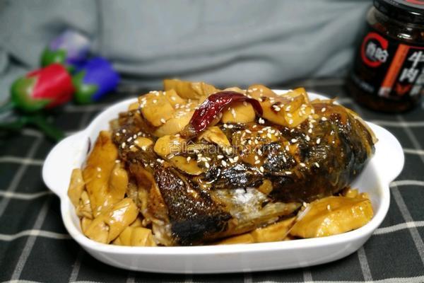 红烧鱼头焖豆腐的做法图解9
