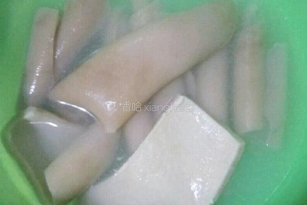 水晶猪皮冻的做法图解3
