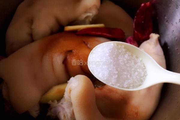 杀猪菜之猪蹄冻的做法图解9
