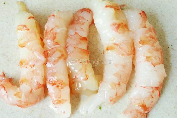 茼蒿虾仁水饺的做法图解3