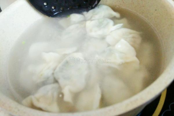 茼蒿虾仁水饺的做法图解13
