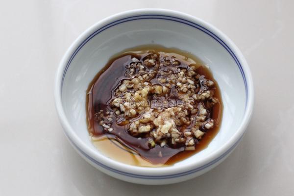 腰果炝芹菜的做法图解6