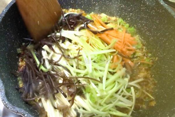 川式-鱼香肉丝的做法图解10