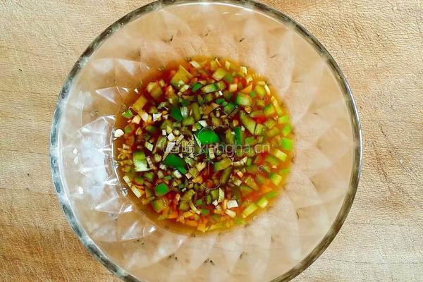凉拌虫草花的做法图解3