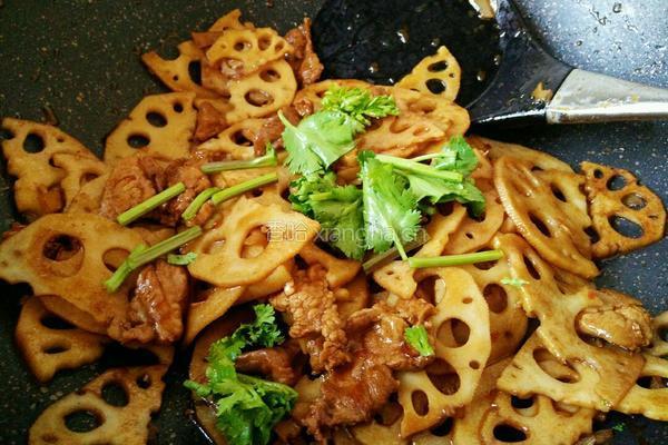 莲藕炒肉的做法图解8