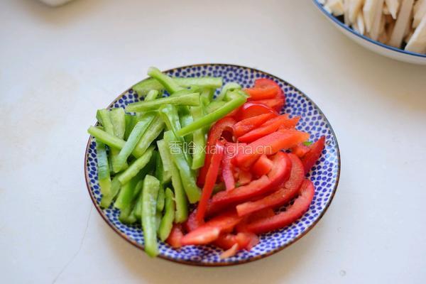 彩椒炒杏鲍菇的做法图解3