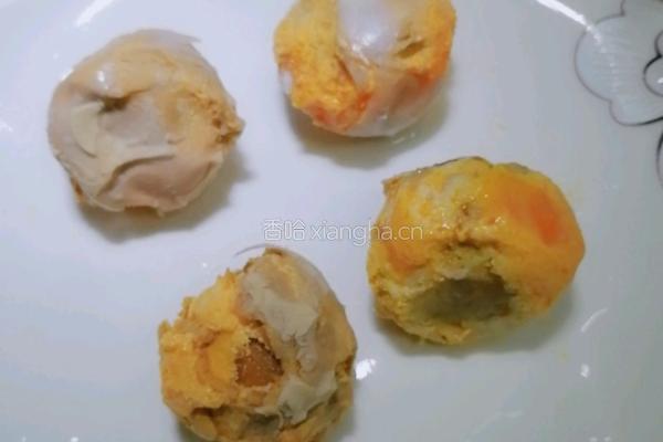 鸭蛋黄糯米肉丸子的做法图解4