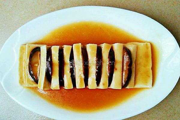 煎香菇片蒸豆腐的做法图解7
