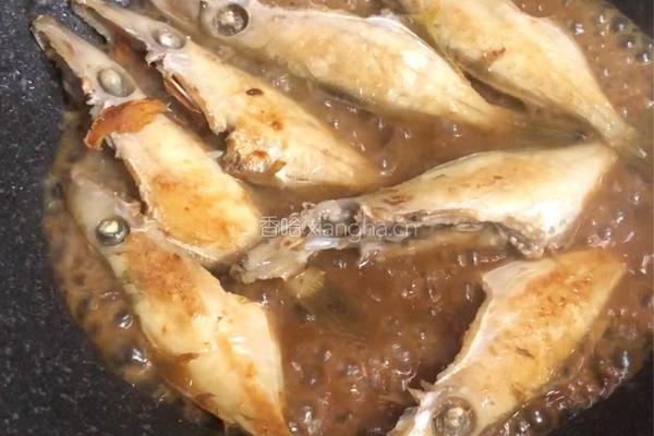 粤式－黄豆酱焖扒皮鱼的做法图解5