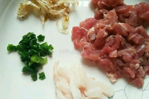 肉丝面条的做法图解1