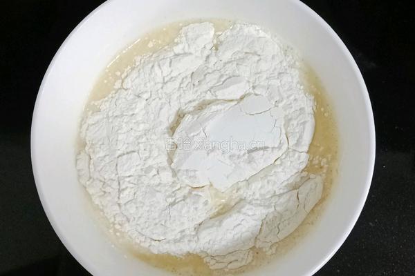 小米鸡蛋饼 (宝宝辅食）的做法图解5
