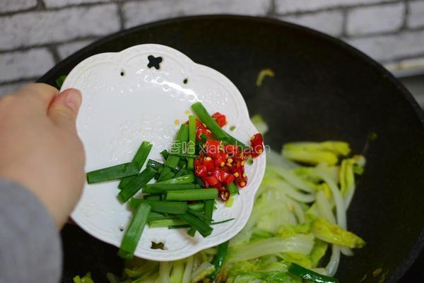 炒娃娃菜的做法图解7